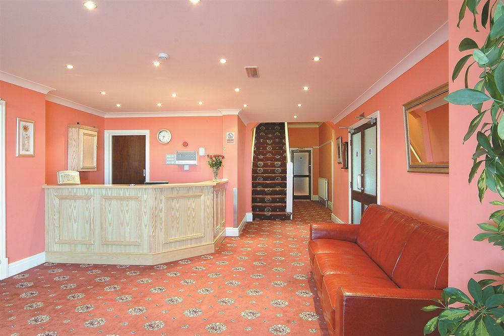 Couette-café Trivelles Seaview 3*
