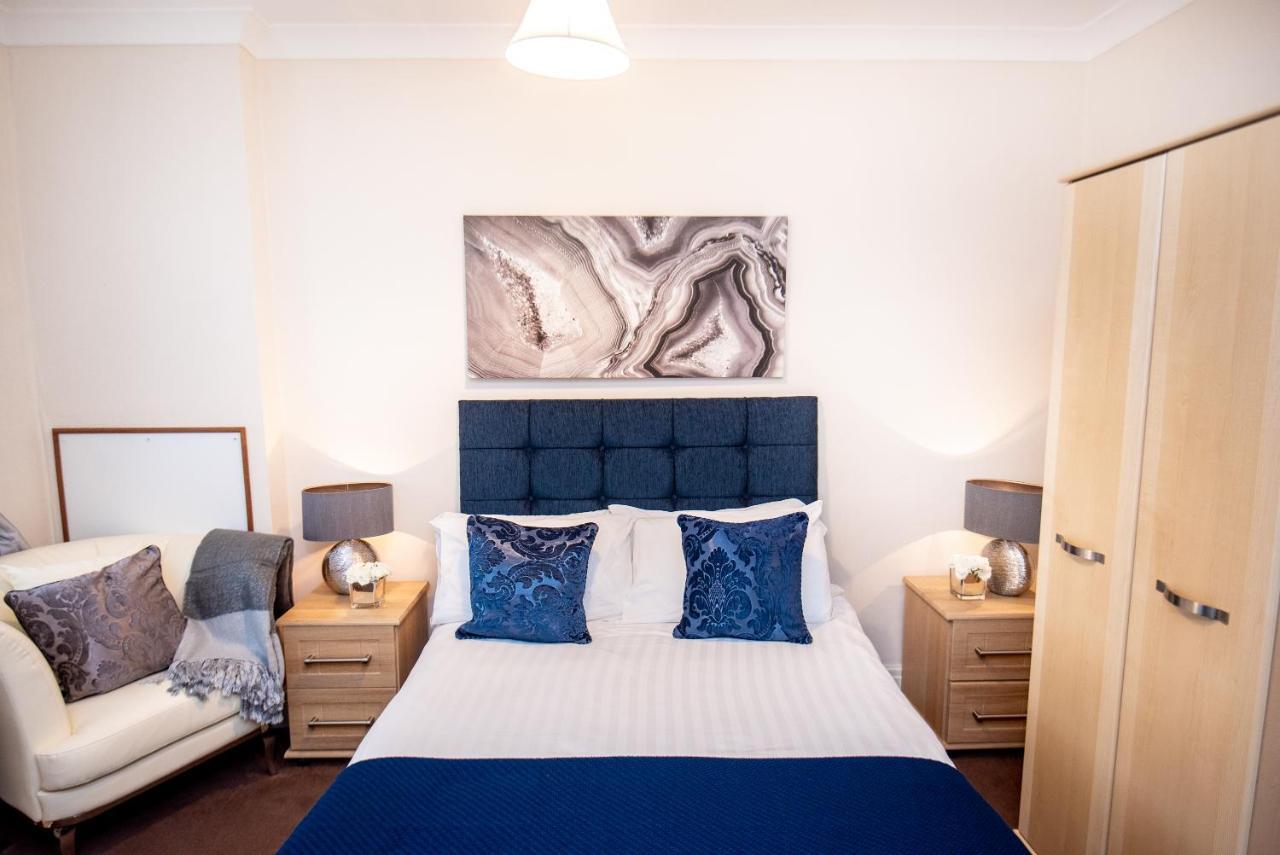 Mars Seaview 3*